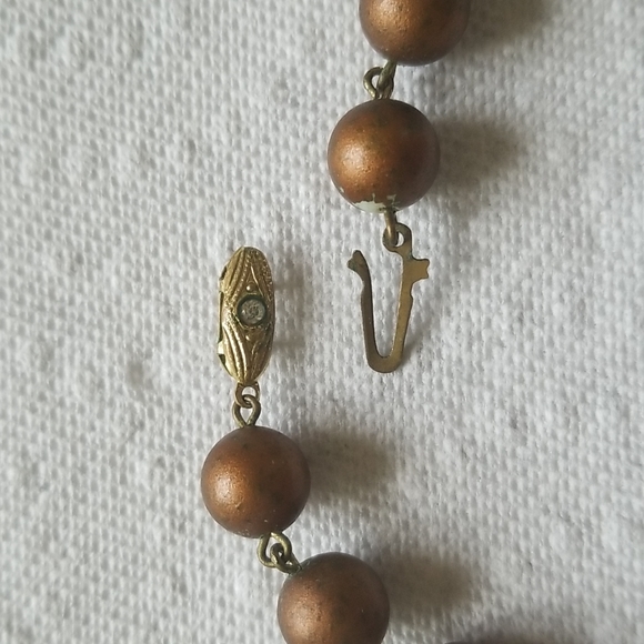 Vintage Costume Jewelry - Picture 4 of 5